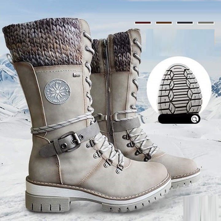 Gestrickte Damenstiefel Mit Spitzenschnalle