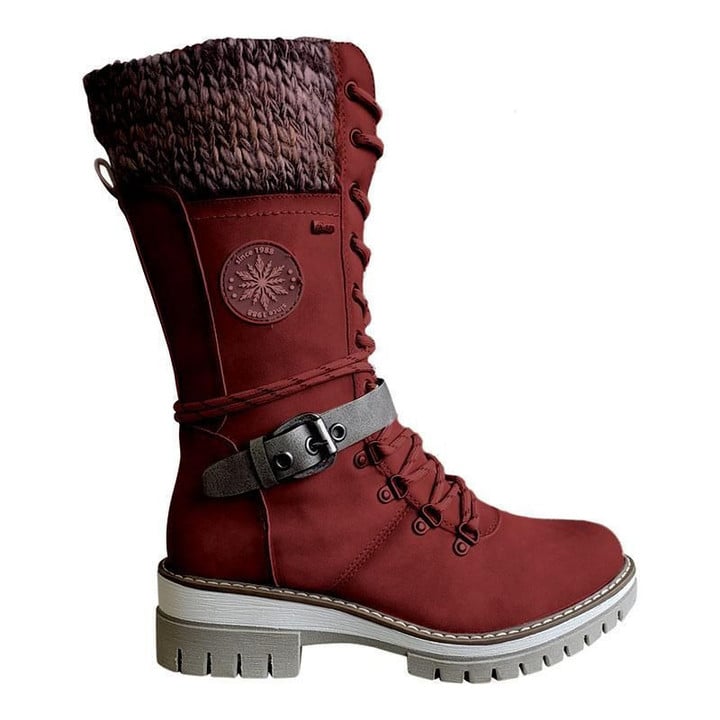 Gestrickte Damenstiefel Mit Spitzenschnalle
