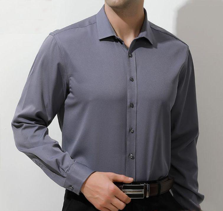 Bügelfreies Anti-Knitter-Shirt Aus Stretchmaterial