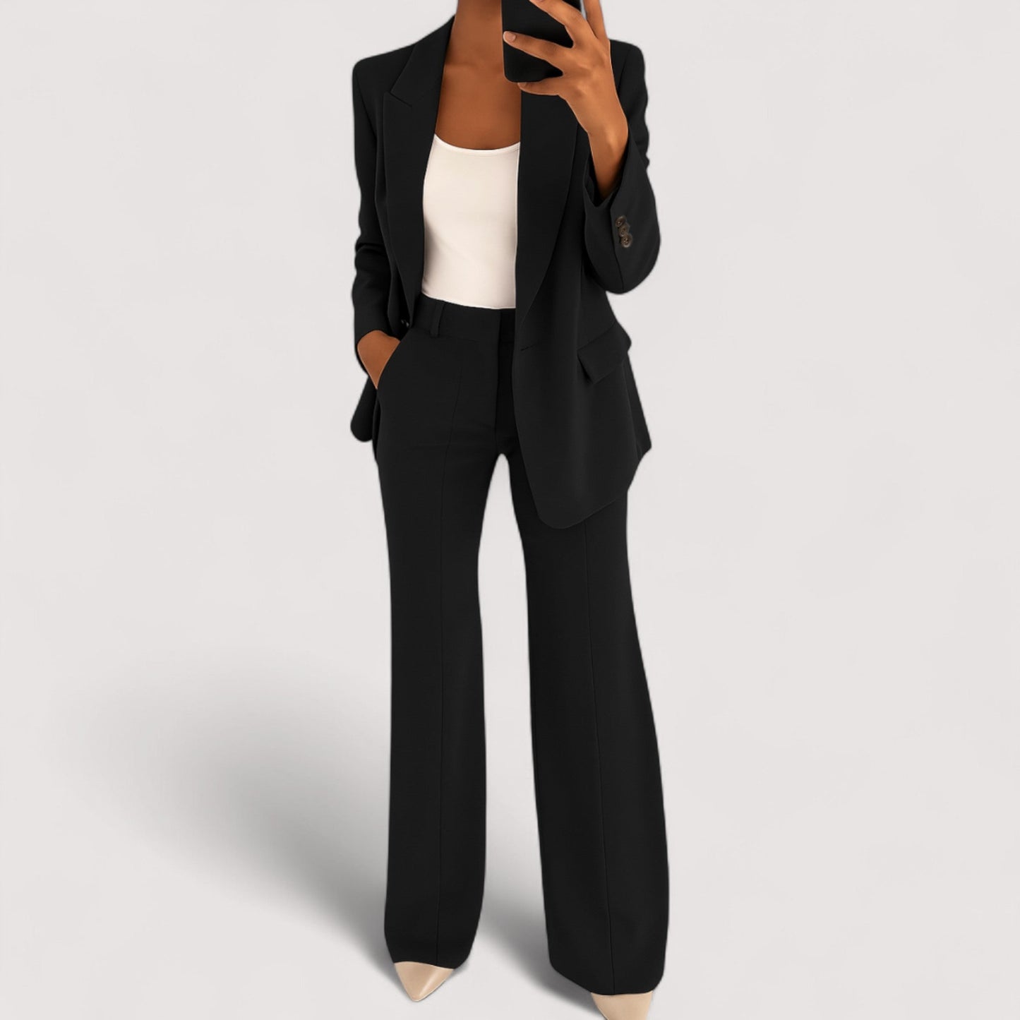 Alessia | Power-Dressing Perfekt Maßgeschneidert