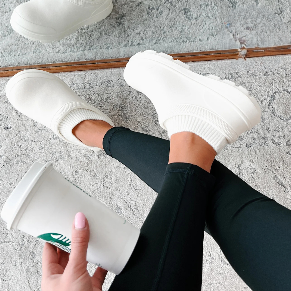 Neeva - Sock Clogs