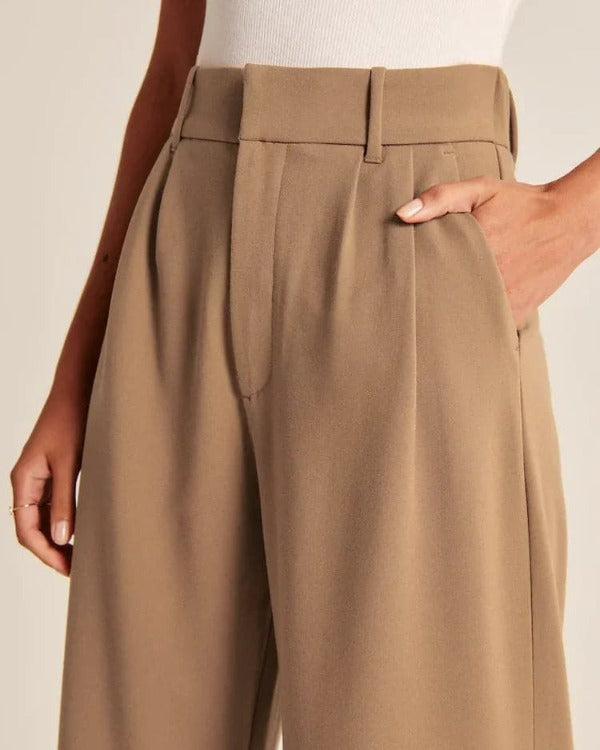 Amora's Maßgeschneiderte Hosen