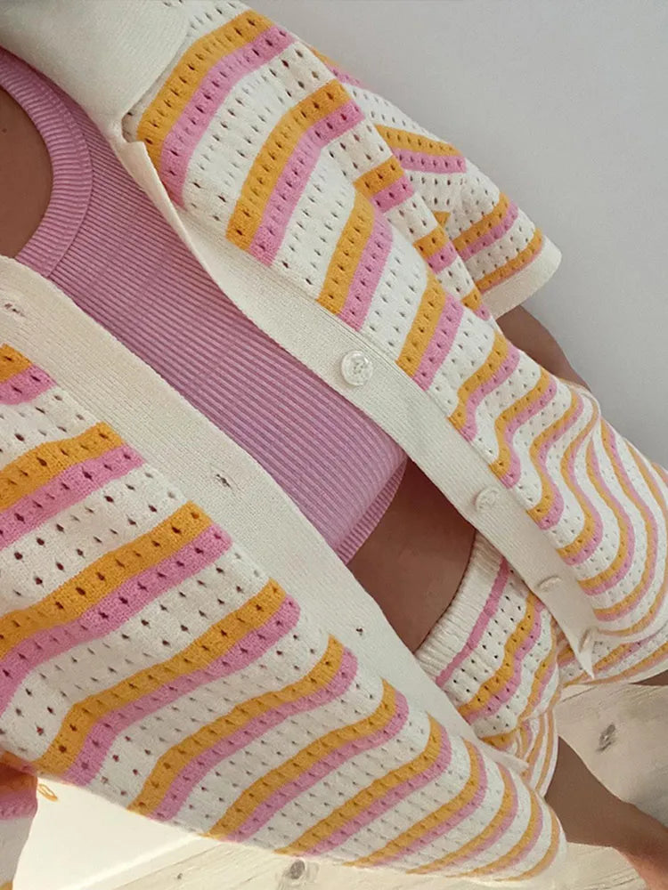 Jana | Zweiteiliges Strickset Für Damen Mit Kontraststreifen