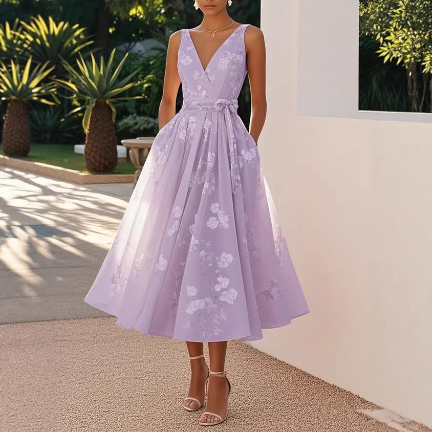 Karin | Damen Elegantes Blumenkleid Mit Tiefem V-Ausschnitt Und Taillengürtel