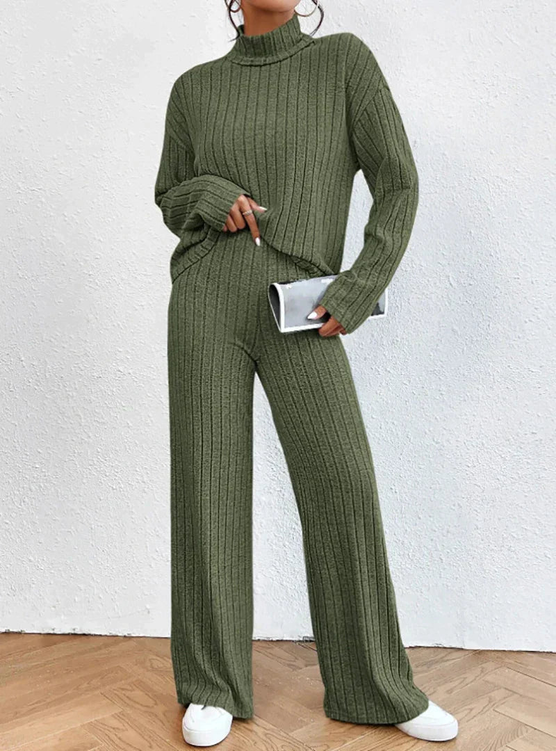 Set Dayana - Rollkragenpullover und Strickhosen