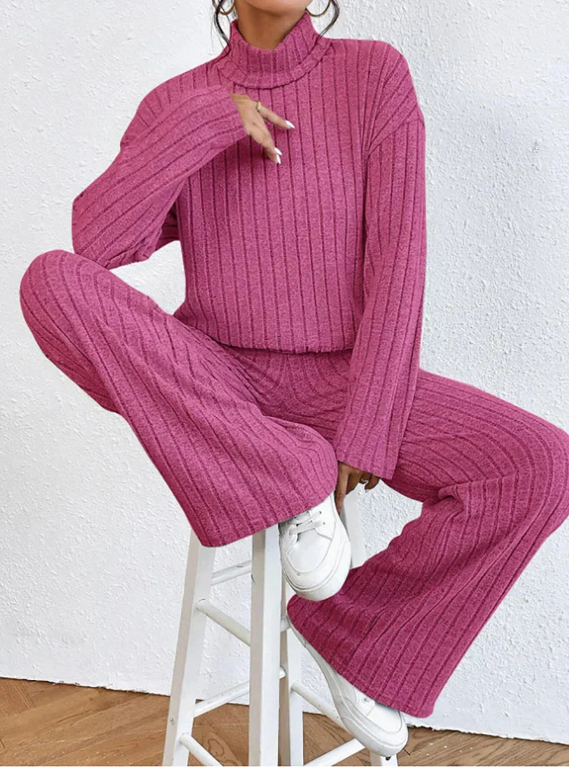 Set Dayana - Rollkragenpullover und Strickhosen