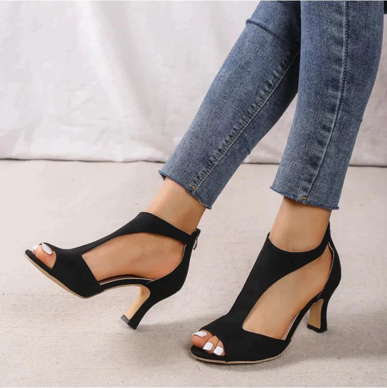 Schuhe Mit Absätzen Aus Leder