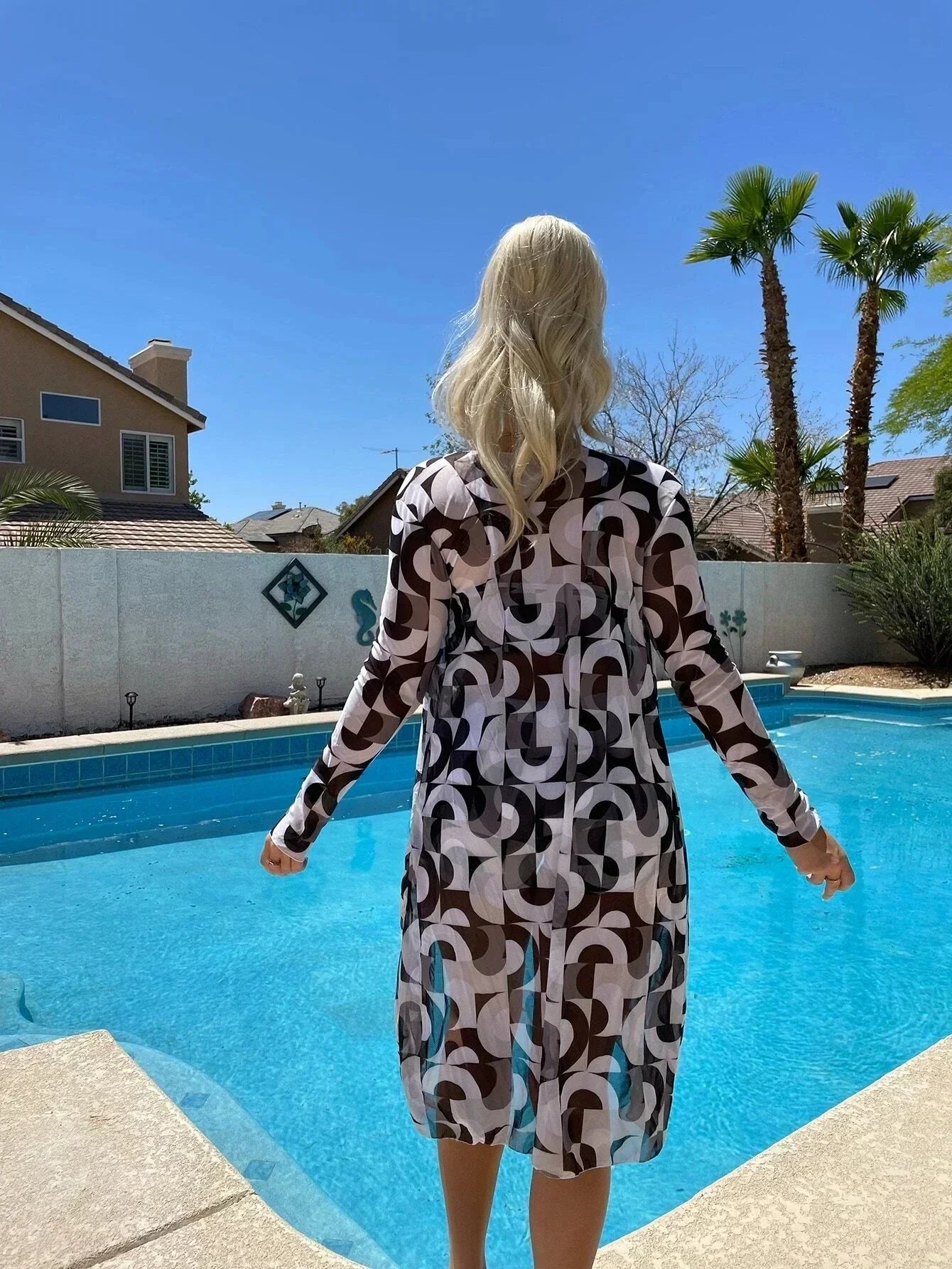 Avery - Hochtailliertes Bikini-Set mit Überwurf