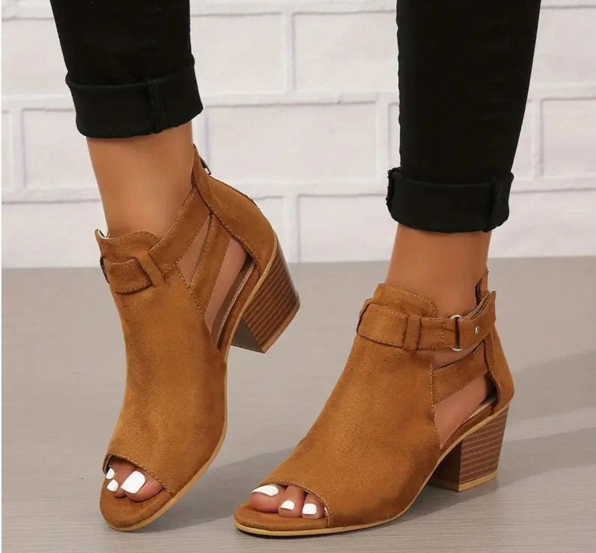 Hannelore | Stützende & Stilvolle Sandalen