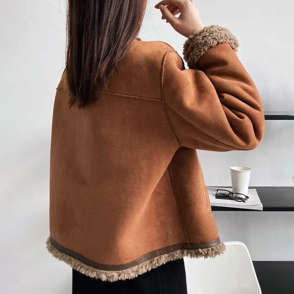 Lilian-Thouram – Lilians getrimmte Jacke