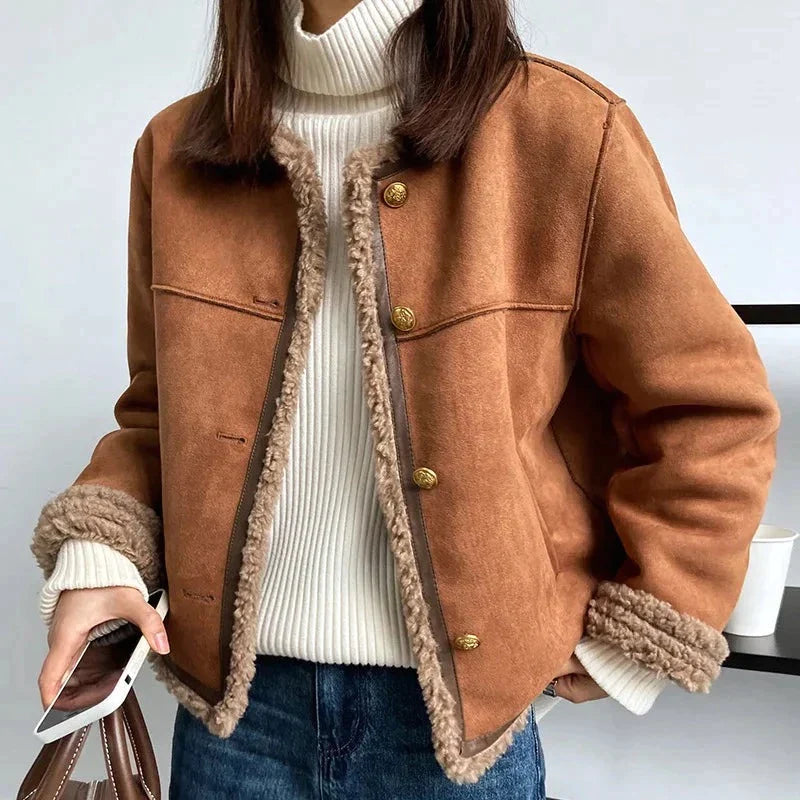 Lilian-Thouram – Lilians getrimmte Jacke
