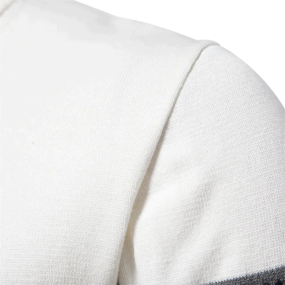 Lars - Hochwertiger Pullover mit Retro-Patronen