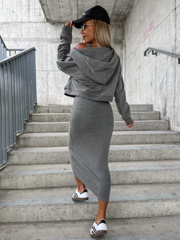 Sharon Set: Ärmelloses Kleid und Hoodie