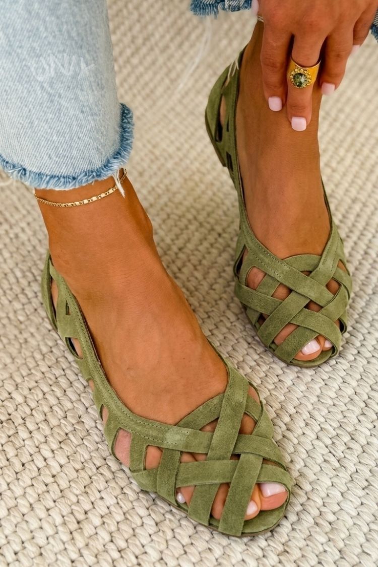 Hina | Flache Sandalen Mit Offener Spitze Und Geflochtenem Material