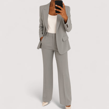 Alessia | Power-Dressing Perfekt Maßgeschneidert