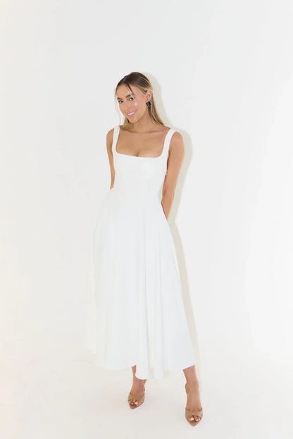 Celestine | Midi Kleid Mit Hoher Taille Und Quadrat Ausschnitt