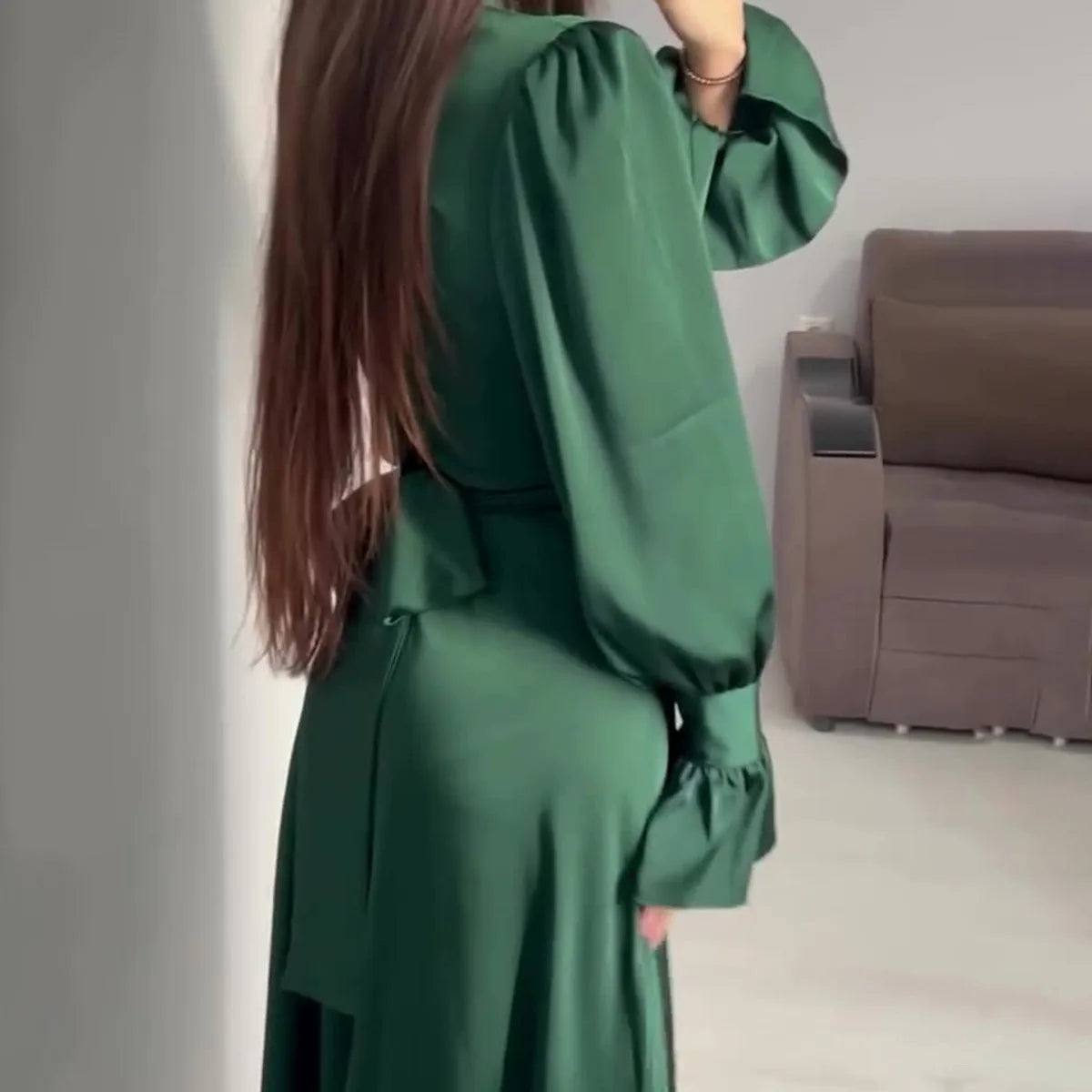 Isolda | Abendkleid mit schimmernden Details