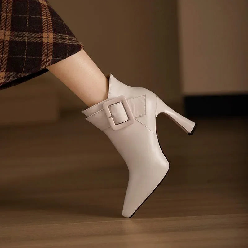 Aveline | Elegante Stiefeletten Mit Schnalle