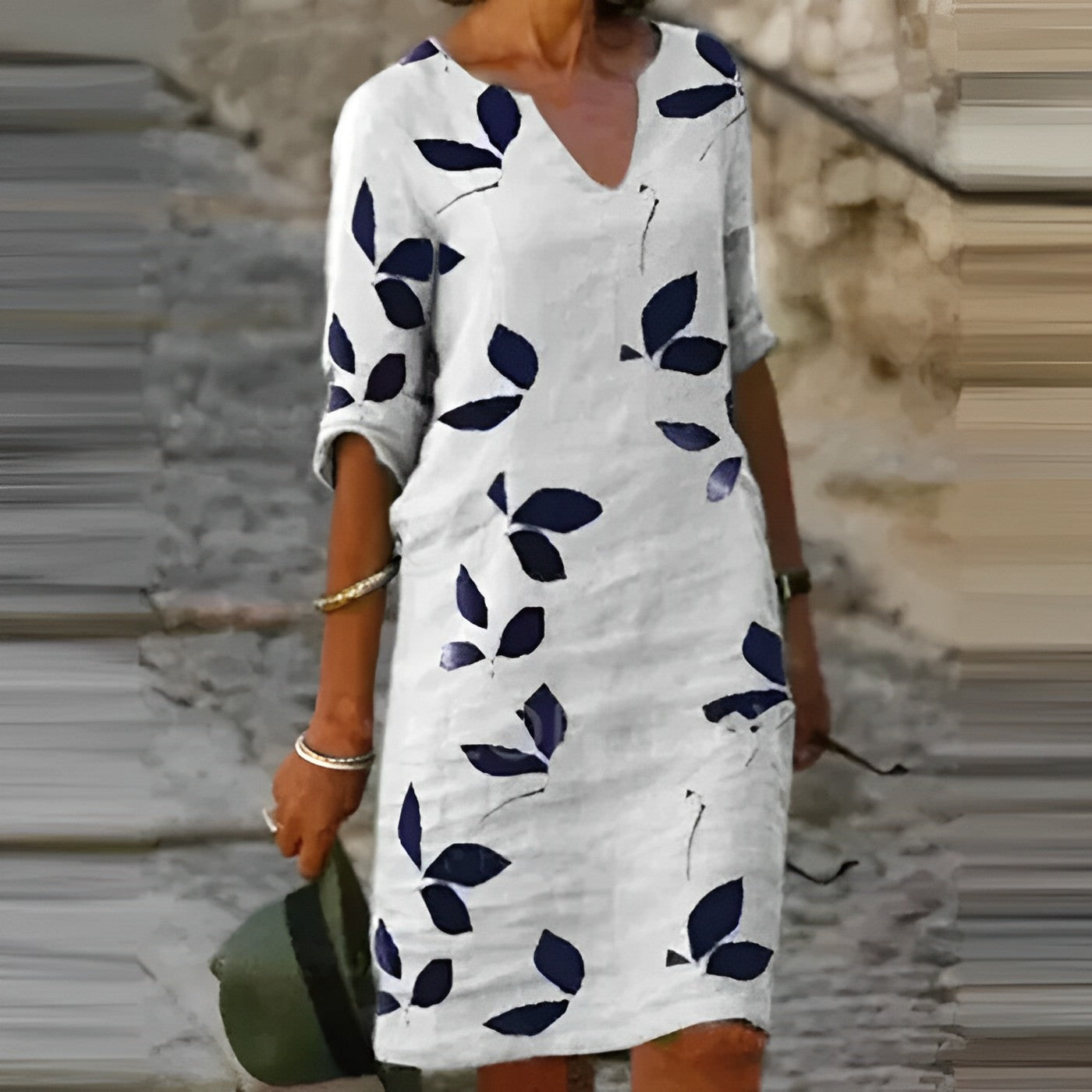 Mavis | Vintage Kleid Mit Kurzen Ärmeln Und V Ausschnitt
