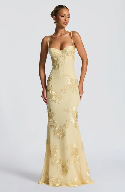 Figurbetontes Maxi Kleid mit Spitze - Cecile LavelleHellblau