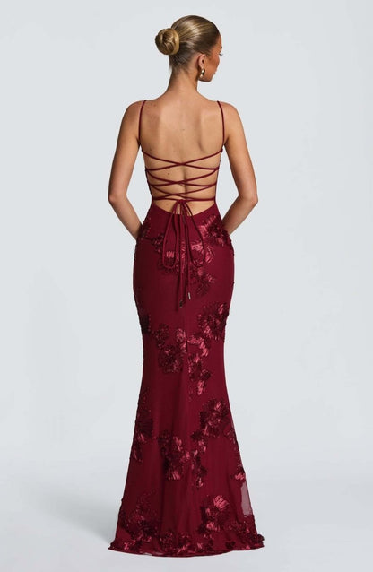 Dina | Figurbetontes Maxi Kleid mit Spitze