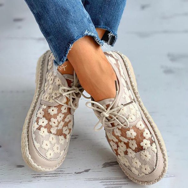 Arabella | Confortabler Schuh Stylischer, luftiger Schuh mit Blumenmuster