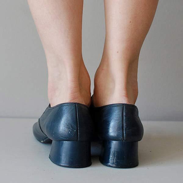 Jocelyne - Sandalen mit Keilschnallen aus Leder